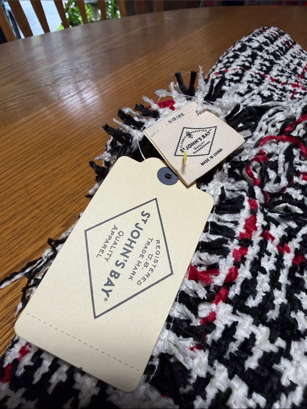 St. John's Bay Black White and Red Houndstooth Scarf
